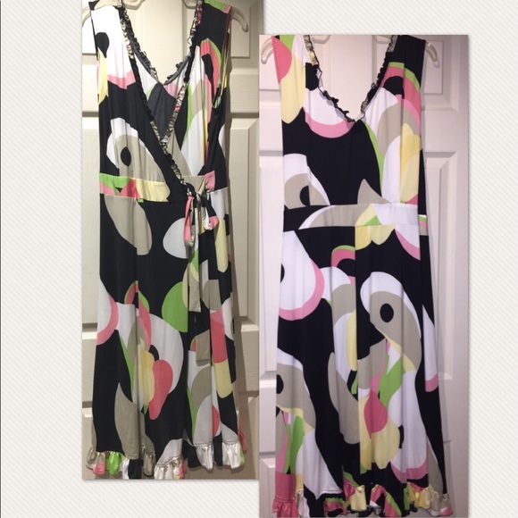 Dresses & Skirts - Wrap Dress with Ruffles